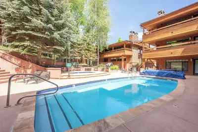 Image de Steps from Gondola 1br Ac, Pool, Gym & Hot Tub!
