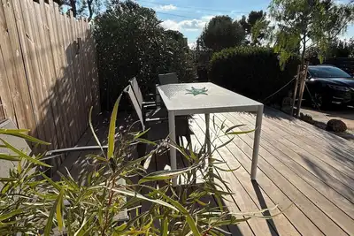 Image de À 700 m des plages/sentier littoral, appartement avec espace jardin indépendant