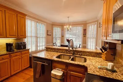 Image de Private Home w\/ Pool Near Raleigh