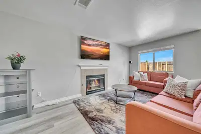 Image de Stay Longer with Flexibility｜Family & Pets Approved｜Lush Backyard #42111