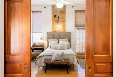 Image de Stunning Loft On the Square