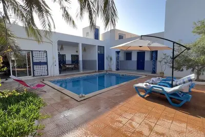 Image de Villa avec piscine, à \nEr Riadh proche Djerba Hood capacité jusq 12 pers ok 🐕😺