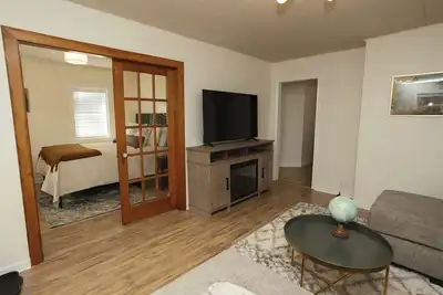 Image de Super clean and Charming 3-bedroom house with WiFi, Ac in Richfield
