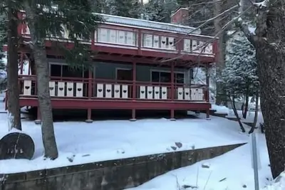 Image de 2nd Floor - 2b Near San Moritz Lodge on the lake