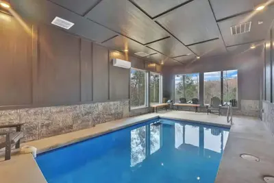 Image de New/Mountain Views/Pool/Hot tub /Firepit/Game Room
