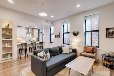 Image de Modern Condo in the heart of Over-The-Rhine