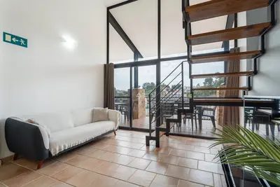 Image de BalcĂłn de las Fuentes : Design, confort et vues uniques
