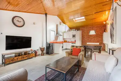 Image de Appartement 'Tremp' avec vue sur la montagne, Wi-Fi et climatisation