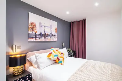 Bradford City Apartment - Bolton Road Oasis