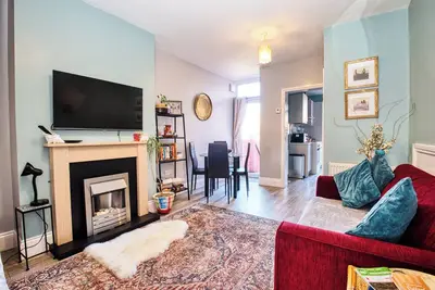 Beach & Dreamland nearby -Pet friendly & Garden