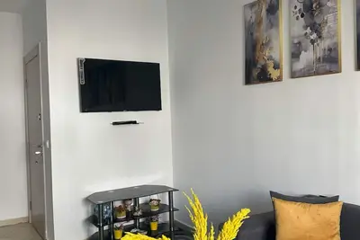 Image de Appartement Marocain à Bouznika avec 3 Chambres & 2 Salles de Bains & salon