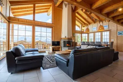 Image de Chalet ensoleillé à Veysonnaz avec jardin