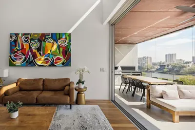 Image de Luxury Riverfront Penthouse | 3 or 4 Bedrooms