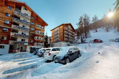 Image de Appartement attrayant avec balcon