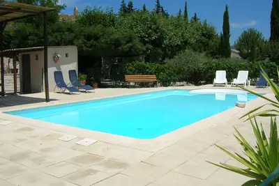 Image de Villa - piscine \" Les Oliviers du Petit Saint-Julien \" entre Luberon et Alpilles
