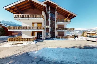 Image de Superbe appartement avec vue sur les montagnes