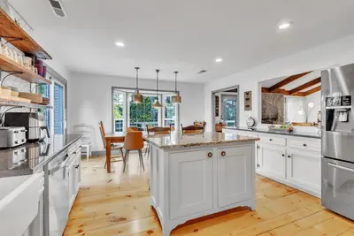 Image de Spacious 6br/10Bed~Pet & Family Friendly + Hot Tub