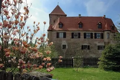 Image de Romantic double room in a historic castle