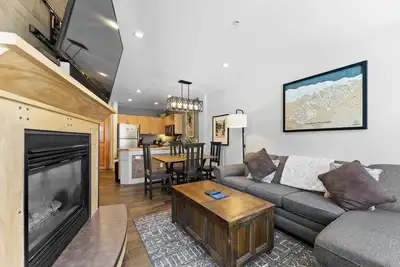 Image de Condo Central to River Run Village for Easy Access to Shops, Gondola & Dining