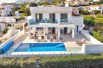 Image de La Vista - Modern luxury for 12 guests