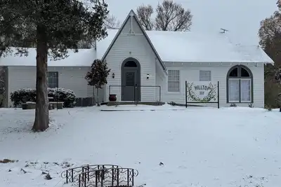 Image de Charming 4-bedroom bed & breakfast in Marksville with Ac, WiFi and full Kitchen.