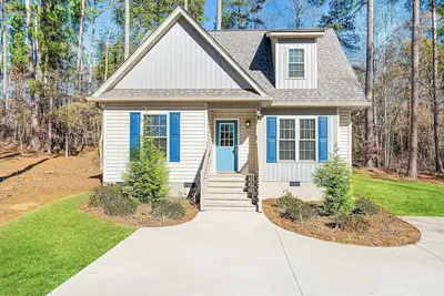 Image de Cozy 3/2 Modern Home just 10 Minutes to the Clemson University