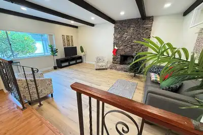 Image de Spacious 4-bedroom, 1-office villa in Willow Glen San Jose