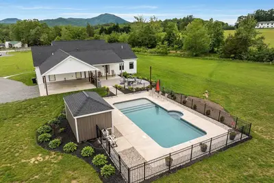 Image de Afton Awaits-Maison-Salle de bain privée