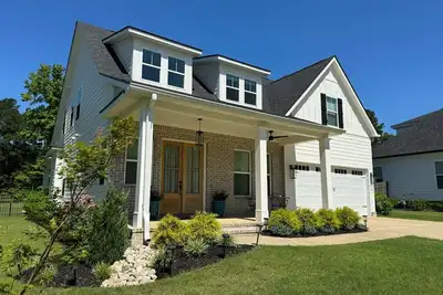 Image de Beautiful Masters Rental - 4 bedroom and 4. 5 bathroom House