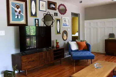 Image de Spacious 4bed, super close to Um & Downtown