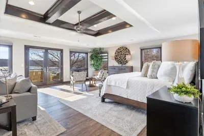 Image de Loto Pointe, Updated Luxury Home w/ Boat & Pwc Slip, Boat Ramp, Firepits, Pool Table & More!