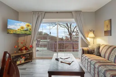 Image de Haven Suite Apartment w\/ Beautiful Wooded Views