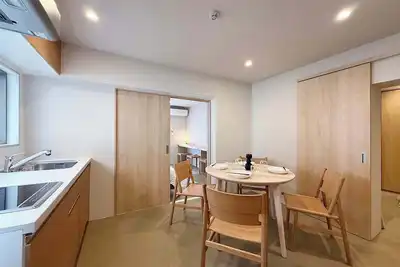 Image de Spacious 2br, 2 Baths | Steps to Shops & Dining 31