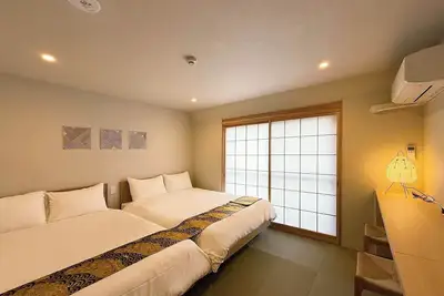 Image de Central 2br, 2 Baths, Vibrant Area & Shopping 51