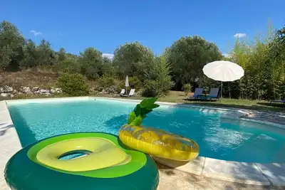 Image de Italian countryside oasis close to Rome (1 hr). With Pool, Gym & Calisthenics.