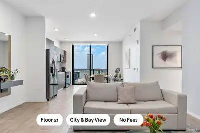 Image de Amazing Views, Pool, Beach Club & 5 Star Location