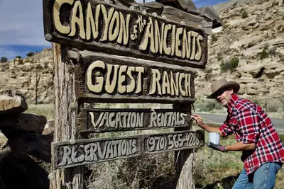 Image de Luxurious 2-bedroom cabin @ Canyon of the Ancients Guest Ranch in McElmo Canyon