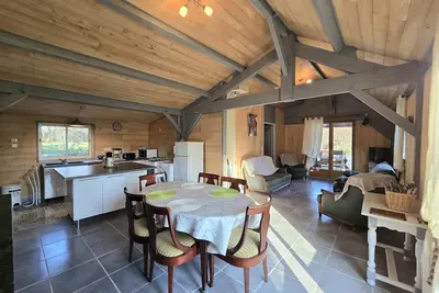 Image de Maison bois avec piscine privée et WiFi au cœur du Périgord