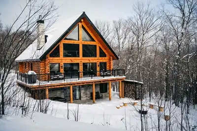 Image de Majestueux Chalet en bois rond | Spa | Le Taureau