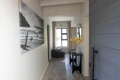 Image de Bright and spacious home with private pool