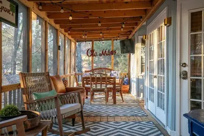 Image de The Campus Coop, 2br Rustic by Velvet Ditch Villas