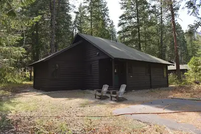 Image de Rustic Two Bedroom Cabin