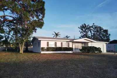 Image de Your Florida Escape 10 min. to Gulf Beaches