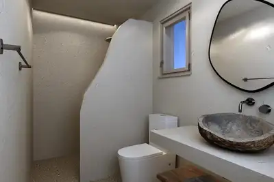 Image de Endearing Skyros Suite | Ocean Suite | 1 Bedroom | Private Pool | Garden View | Furnished Balcony | Kalamitsa Bay
