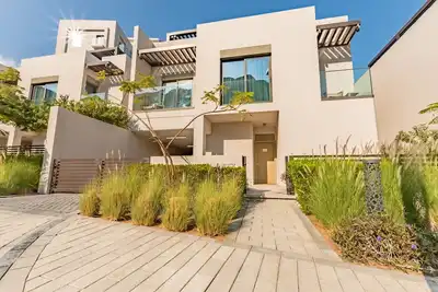 Image de Spacious 4br + Maids Room Villa in The Address Fujairah Residences Garden, Sharm