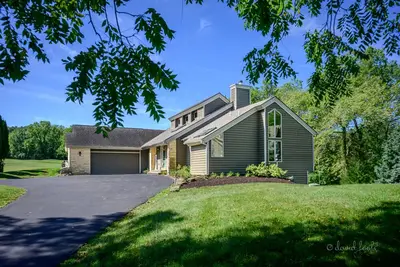 Image de Luxury on the Green - 5-bedroom 4-bath house w/ pool table, foosball & arcade