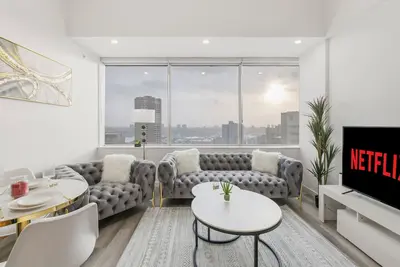 Image de Queen Bed Dt Views, Free prkg.