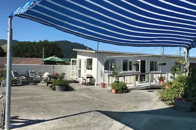 Image de Farm stay in peaceful rural setting at equestrian centre.