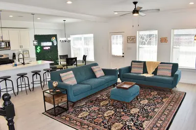 Image de Modern 4-bedroom 2. 5 Bath Home Minutes from Downtown Houston, Wifi, 2Car Garage