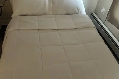 Image de Charming 2-bedroom apartment in welcoming Winsted with WiFi, Ac